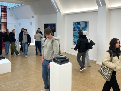 Students In Gallery